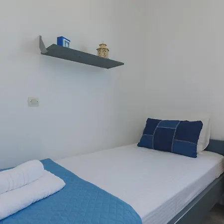 Apartman Apartment Overlooking The Sea In Paros
