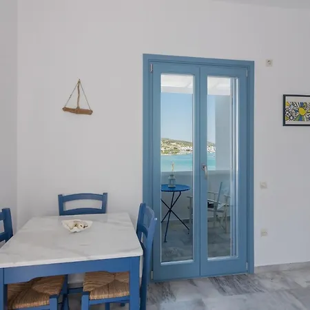 Apartment Overlooking The Sea In Paros Apartman Párosz
